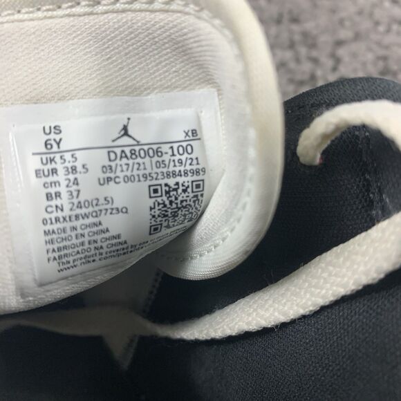 Nike Air Jordan 1 Mid SE Brushstroke DA8006-100 GS Size 6 Youth - Picture 8 of 8